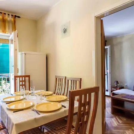 In Pula/istrien 11067 Apartment
